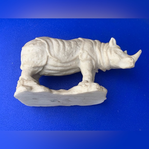 Mid Century Vtg Rhinoceros Hand Sculpted Figurine Hecho En Mexico Rhino - Picture 10 of 16